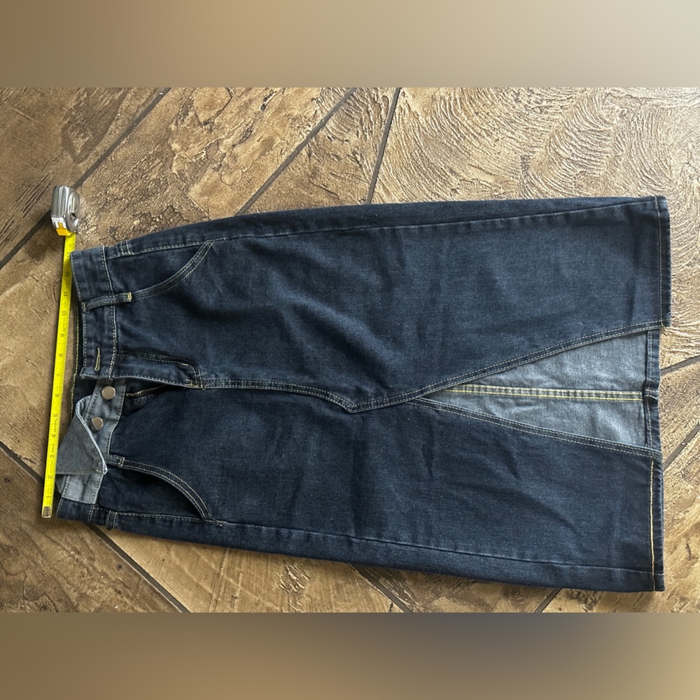 J.ING Dark blue denim skirt NWT